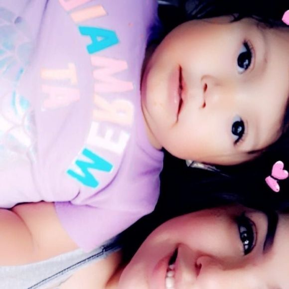 Meet your Posher, Gloria - Picture 1 of 1